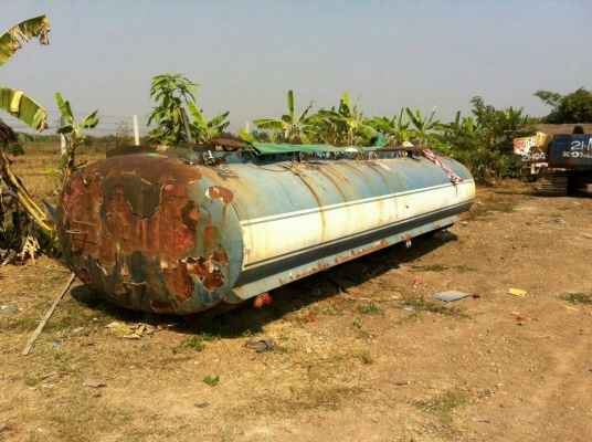 รถ10ล้อพร้อมถังน้ำ