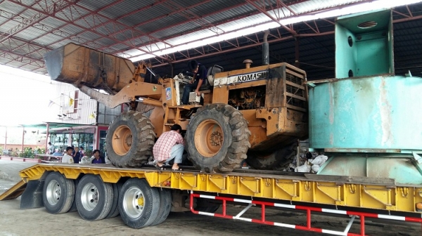 Komatsu 510 ไปอยู่ลพบุรีอีก 1 ลำ ช้าไม่ทันนะครับ!!บอกไว้ก่อน Komatsu 510 ไปอยู่ลพบุรีอีก 1 ลำ ช้าไม่ทันนะครับ!!บอกไว้ก่อน