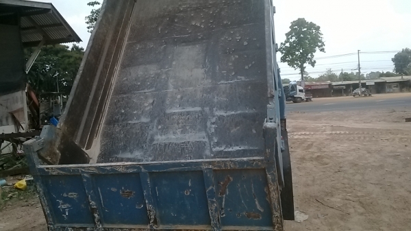 ขายรถดั้ม 6 ล้อดั้มพร้อมใช้เอกสารพร้อมโอน ขาย 355000 บาท ขายรถดั้ม 6 ล้อดั้มพร้อมใช้เอกสารพร้อมโอน ขาย 355000 บาท