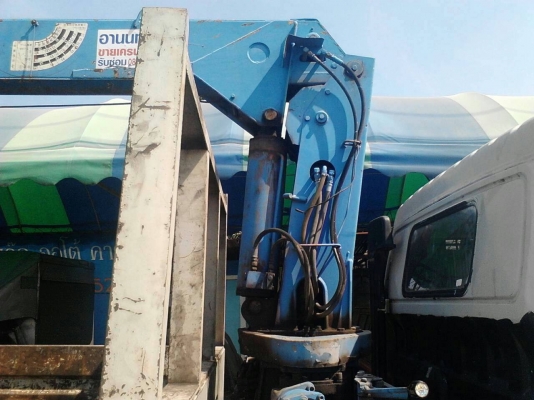 Hino6ล้อ FC(ซุปเปอร์เสี่ยแท้) ยาว 5.5ม. พร้อมเครน3ตัน 5เหลี่ยม ท้องวี 3ปอก 2ชัก เครื่องดี ครัทซีสวย รถพร้อมใช้งาน ขาย 490,000 บาท(ศุภากร081-4252943)