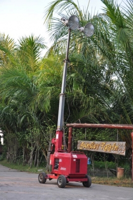 ขายสปอร์ตไลท์ DENYOเครื่องDIESEL พร้อมทาเวอร์เครนสูง สวยเดิมจากญี่ปุ่นยังไม่เคยใช้ในไทย 28,000เท่านั้น!!