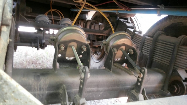 ขายหางพ่วง 3  เพลา. แท้.  / อู่ เชียรการช่าง.  สนใจติดต่อ  081 - 6079515