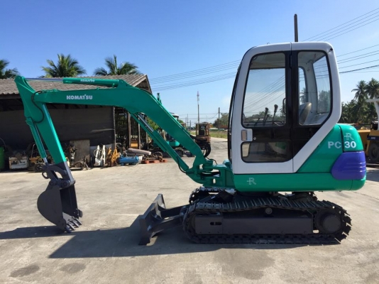 รถแบคโฮล KOMATSU PC30-7 มือสอง มีหัวเก๋ง นำเข้าญี่ปุ่น