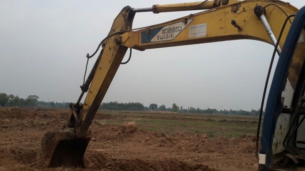 ขายมาร์คทรี รถแม็คโค โกเบลโก้SK120-3 เอกสาร อินวอยซ์ ใบแจ้งจำหน่าย เครื่องฟิต บูม สวยสีเดิมเก่านอก ทำงานทั้งวันไม่โหลด ช่วงล่างเต็ม ลูลเลอร์เต็ม