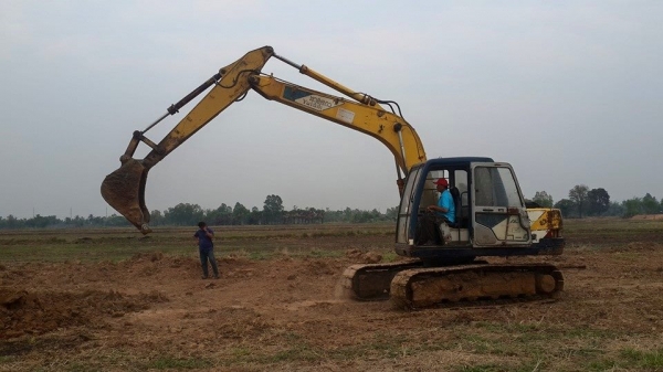 ขายมาร์คทรี รถแม็คโค โกเบลโก้SK120-3 เอกสาร อินวอยซ์ ใบแจ้งจำหน่าย เครื่องฟิต บูม สวยสีเดิมเก่านอก ทำงานทั้งวันไม่โหลด ช่วงล่างเต็ม ลูลเลอร์เต็ม