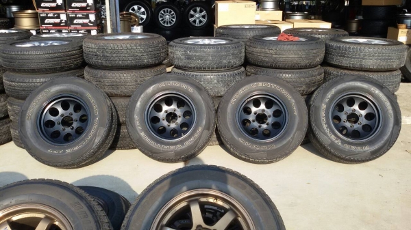 ล้อขอบ 16 6รู พร้อมยาง ชุดล่ะ 14500