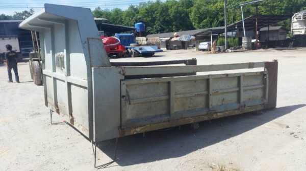 กระบะเปล่าๆของสามมิตรSMM ยาว3.80ม. ยกลงจาก อีซูซุ ร็อคกี้ 195 แรง