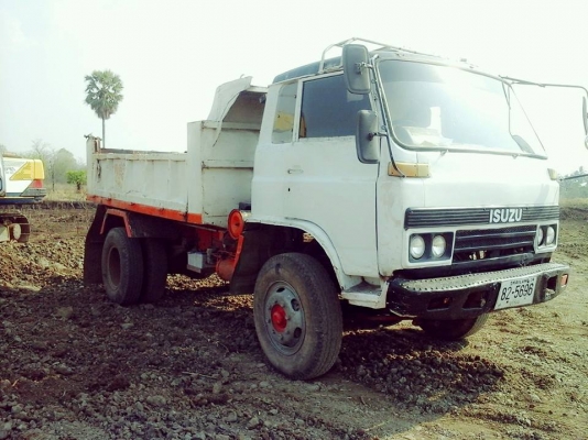 **ขายแล้วครับขอบคุณ Truck2hand ขาย ISUZU-165 6ล้อใหญ่ดั้มดิน ISUZU TX 6BD1-165HP วางหัวJCM เครื่องดีแน่น แรงดี เกียร์ดี เข้าง่ายไม่หลุด ช่วงล่างใหญ่ คานหน้ากว้าง เฟืองท้าย จัมโบ้200 คัสซีพอใช้ มีปะมีดาม กระบะดั้มเหล็ก6ตัน3.80ม.ยิงหน้า สภาพด