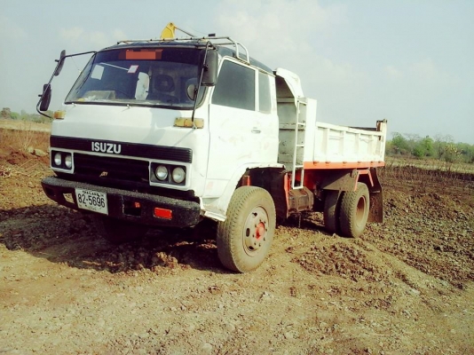 **ขายแล้วครับขอบคุณ Truck2hand ขาย ISUZU-165 6ล้อใหญ่ดั้มดิน ISUZU TX 6BD1-165HP วางหัวJCM เครื่องดีแน่น แรงดี เกียร์ดี เข้าง่ายไม่หลุด ช่วงล่างใหญ่ คานหน้ากว้าง เฟืองท้าย จัมโบ้200 คัสซีพอใช้ มีปะมีดาม กระบะดั้มเหล็ก6ตัน3.80ม.ยิงหน้า สภาพด