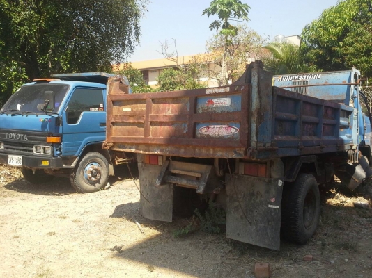 หกล้อ TOYOTA DyNa 115แรง 3ปัดรถห้าง สภาพดีสวยเดิมๆพร้อมใช้งาน ทะเบียนพร้อมโอน (มี2คัน)คันละ285,000 ต่อรองได้