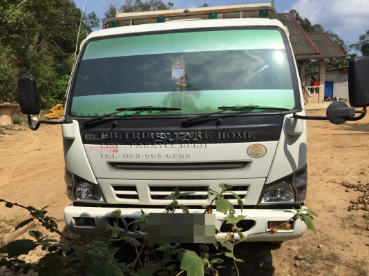 ISUZU ELF URO2