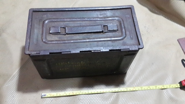 ลังใส่เครื่องมือ ใบใหญ่ๆหนาๆครับ USA. ลังใส่เครื่องมือ ใบใหญ่ๆหนาๆครับ USA.