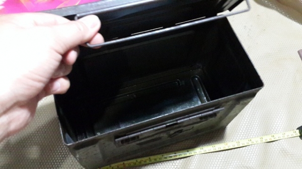 ลังใส่เครื่องมือ ใบใหญ่ๆหนาๆครับ USA. ลังใส่เครื่องมือ ใบใหญ่ๆหนาๆครับ USA.