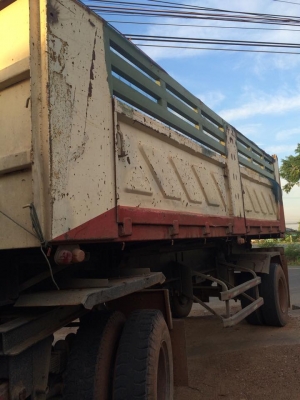 หางพ่วงสามมิตร ปี47ดั้ม 2คาน หางพ่วงสามมิตร ปี47ดั้ม 2คาน