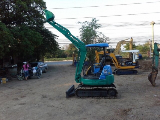 ขายKOMATSU. Pc27MR.  คอนโทลสั้นน้ำมัน.  ปั๊มนิ้ว. แทรคเหล็ก. ราคา 320,000ต่อรองได้ครับ.  สนใจ 096-3268553  ช่างเบนซ์ID 0963268553