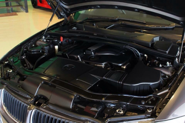 ขาย BMW 320i รถออกศูนย์ Millenium Auto รถปี 2006