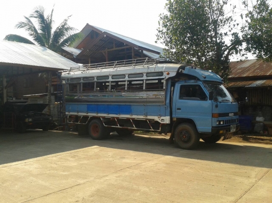 ISUZU NPR61P เครื่อง 130 แรง4BG1 เพาเวอร์ เกียร์สั้นหัวยกได้ กะบะยาว4.3 ม. พร้อมหลังคานักเรียน