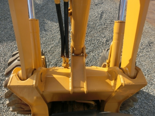 ขายรถตัก TCM L13