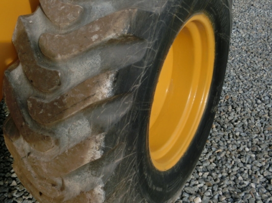 ขายรถตัก TCM L13