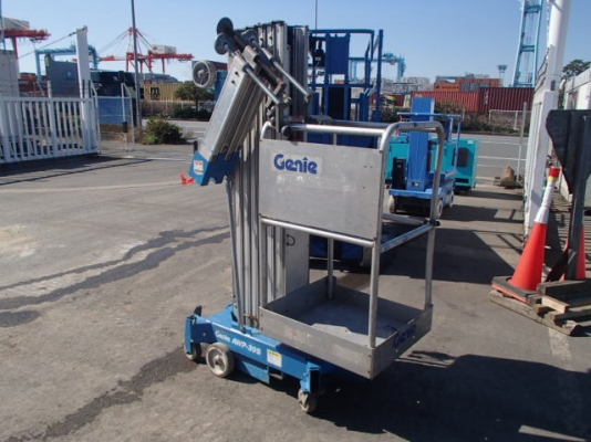 Genie AWP-30S รถกระเช้า ยกนน. 159 kg ยกสูง 11 m  Aerial Platform  สนใจโทร. 080-6565422 (หนิง)