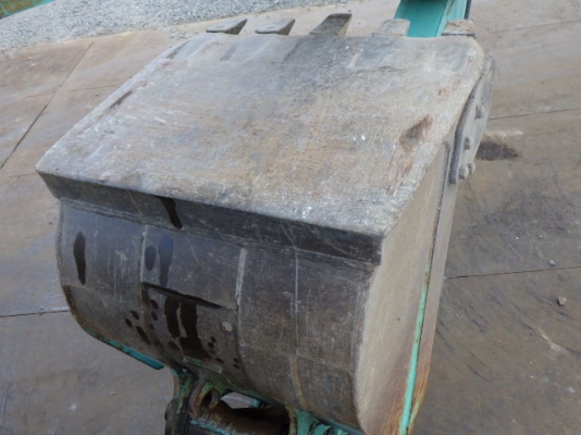 ขายรถแบคโฮ KOBELCO SK200-6 ขายรถแบคโฮ KOBELCO SK200-6