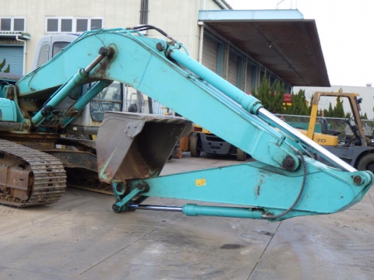 ขายรถแบคโฮ KOBELCO SK200-6 ขายรถแบคโฮ KOBELCO SK200-6