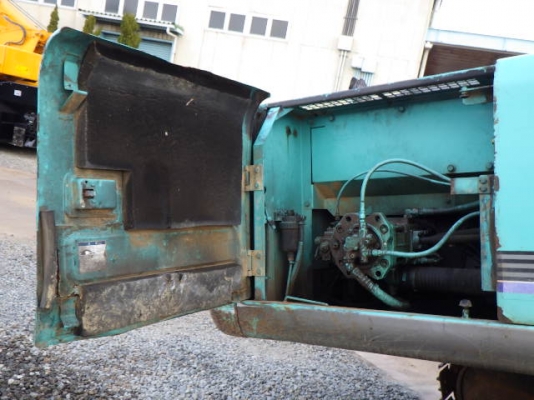 ขายรถแบคโฮ KOBELCO SK200-6 ขายรถแบคโฮ KOBELCO SK200-6