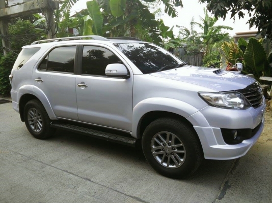 TOYOTA,FORTUNER 3.0V(รุ่นท๊อปสุดสีพิเศษ 50 ปี)เกียร์ออโต้ดีเซลรุ่นTOPสุด ปี 2012 สภาพนางฟ้าราคาถูกด่วนๆ TOYOTA,FORTUNER 3.0V(รุ่นท๊อปสุดสีพิเศษ 50 ปี)เกียร์ออโต้ดีเซลรุ่นTOPสุด ปี 2012 สภาพนางฟ้าราคาถูกด่วนๆ