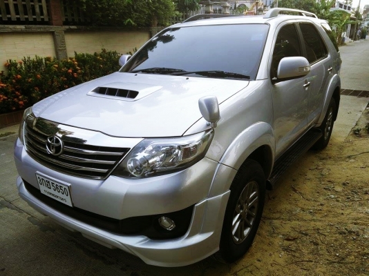 TOYOTA,FORTUNER 3.0V(รุ่นท๊อปสุดสีพิเศษ 50 ปี)เกียร์ออโต้ดีเซลรุ่นTOPสุด ปี 2012 สภาพนางฟ้าราคาถูกด่วนๆ TOYOTA,FORTUNER 3.0V(รุ่นท๊อปสุดสีพิเศษ 50 ปี)เกียร์ออโต้ดีเซลรุ่นTOPสุด ปี 2012 สภาพนางฟ้าราคาถูกด่วนๆ