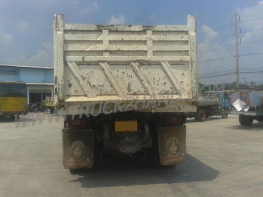 รถบรรทุก 10 ล้อดัมพ์ ยี่ห้อ VOLVO FL250 250 แรงม้า มีอุปกรณ์หัวลำโพง มี 3 คัน ขายคันละ 1,300,000 บาท รถบรรทุก 10 ล้อดัมพ์ ยี่ห้อ VOLVO FL250 250 แรงม้า มีอุปกรณ์หัวลำโพง มี 3 คัน ขายคันละ 1,300,000 บาท