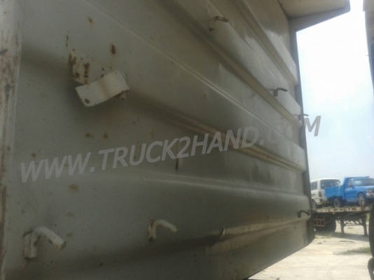 รถบรรทุก 10 ล้อดัมพ์   ยี่ห้อ VOLVO   FL250   250 แรงม้า  มีอุปกรณ์หัวลำโพง มี 3 คัน ขายคันละ 1,300,000 บาท