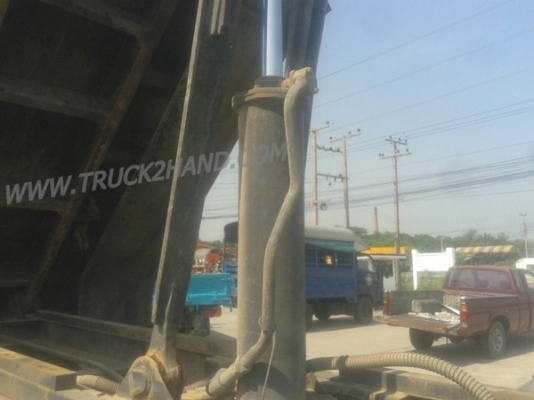 รถบรรทุก 10 ล้อดัมพ์   ยี่ห้อ VOLVO   FL250   250 แรงม้า  มีอุปกรณ์หัวลำโพง มี 3 คัน ขายคันละ 1,300,000 บาท