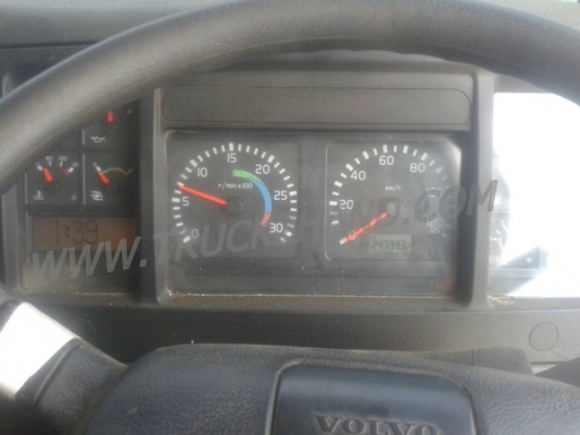 รถบรรทุก 10 ล้อดัมพ์   ยี่ห้อ VOLVO   FL250   250 แรงม้า  มีอุปกรณ์หัวลำโพง มี 3 คัน ขายคันละ 1,300,000 บาท