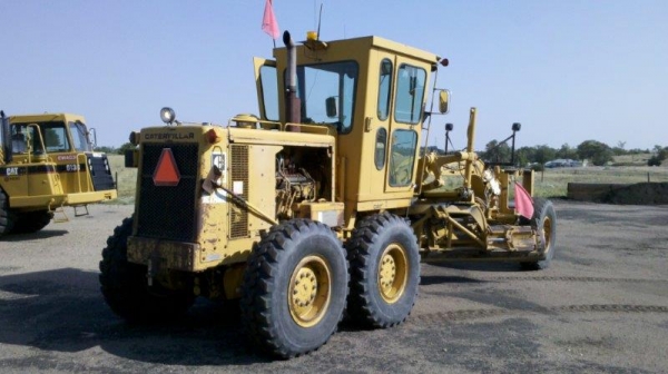 ขายรถเกรด CATERPILLAR 140G สภาพเดิมๆ จาก USA ติดต่อ อำพล 090-9694506, 080-3031241 ขายรถเกรด CATERPILLAR 140G สภาพเดิมๆ จาก USA ติดต่อ อำพล 090-9694506, 080-3031241