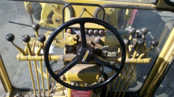 ขายรถเกรด CATERPILLAR 140G สภาพเดิมๆ จาก USA ติดต่อ อำพล 090-9694506, 080-3031241 ขายรถเกรด CATERPILLAR 140G สภาพเดิมๆ จาก USA ติดต่อ อำพล 090-9694506, 080-3031241