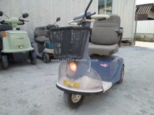 รถไฟฟ้า 3 ล้อ BT90(MYPIA) รหัสสินค้า : 80802415 หรือเพิ่มเติมไดที่ www.nihonmono.com รถไฟฟ้า 3 ล้อ BT90(MYPIA) รหัสสินค้า : 80802415 หรือเพิ่มเติมไดที่ www.nihonmono.com