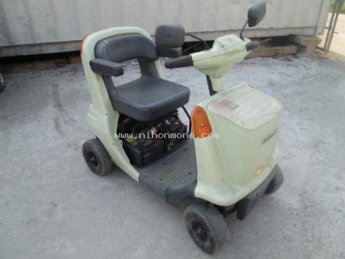 รถไฟฟ้า 3 ล้อ  NATIONAL    EZ4702    รหัสสินค้า : 80802416 หรือเพิ่มเติมไดที่ www.nihonmono.com