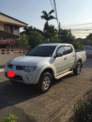 Mitsubishi Triton 4ประตูตัวสูง ปี 11 Mitsubishi Triton 4ประตูตัวสูง ปี 11