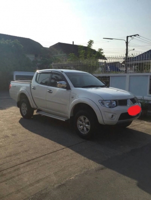 Mitsubishi Triton 4ประตูตัวสูง ปี 11 Mitsubishi Triton 4ประตูตัวสูง ปี 11