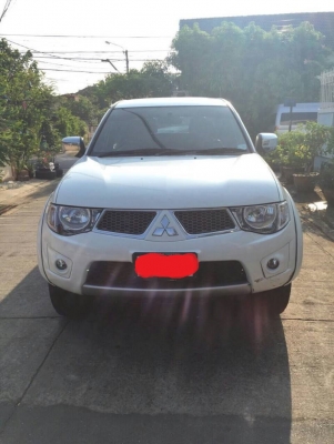 Mitsubishi Triton  4ประตูตัวสูง  ปี 11