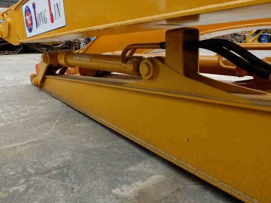 ขาย ชุดบูมยาว KOMATSU PC200 ของใหม่ นำเข้า 500,000 TEL : 087-0339334 ขาย ชุดบูมยาว KOMATSU PC200 ของใหม่ นำเข้า 500,000 TEL : 087-0339334