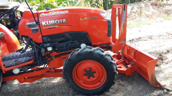 ขาย ยาง หลังm70  เส้นละ  7000