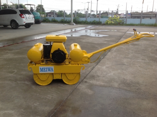 ขายรถบดเดินตามBomagรุ่นBW65sมือสองญี่ปุ่นสภาพดีพร้อมใช้