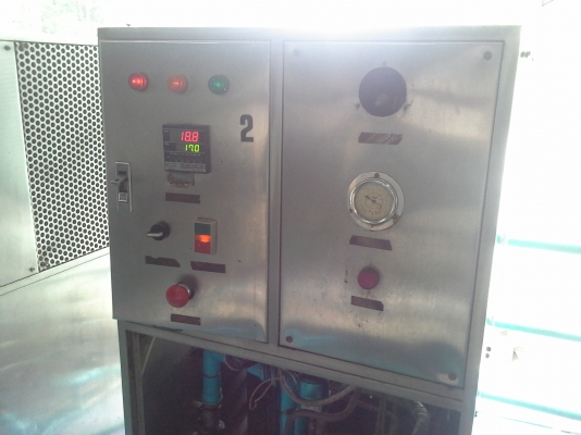 เครื่องชิลเลอร์ ขนาด 5 ตัน 60,000 BTU รุ่น RTC.5AST ปี 2005 มีระบบระบายความร้อนในตัว พร้อมใช้งาน เครื่องชิลเลอร์ ขนาด 5 ตัน 60,000 BTU รุ่น RTC.5AST ปี 2005 มีระบบระบายความร้อนในตัว พร้อมใช้งาน