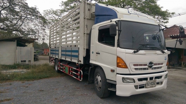 6 ล้อ ปี 54 ติดแก็สเดิมโรงงาน เครื่อง 220 แรง ยาว 7.10