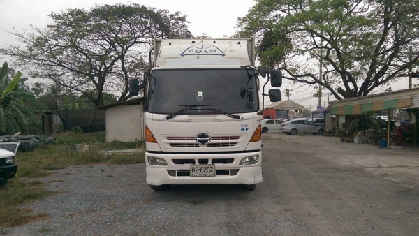 6 ล้อ ปี 54 ติดแก็สเดิมโรงงาน เครื่อง 220 แรง ยาว 7.10