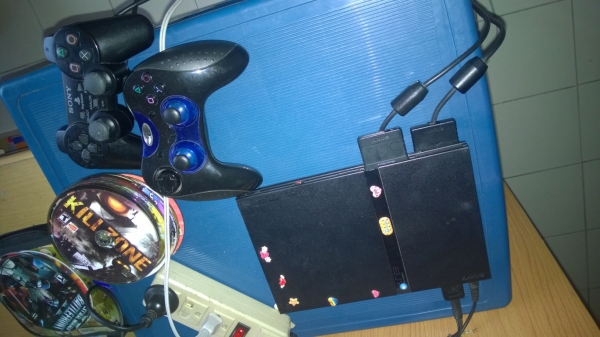 PS2 ขาย play station model SCPH 79002 PS2 ขาย play station model SCPH 79002