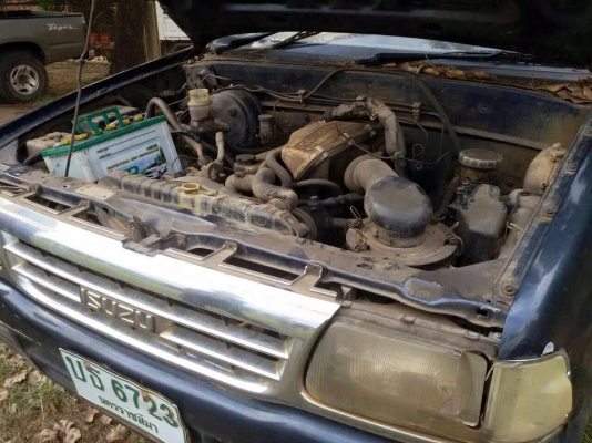 ขายตัดสดนะครับ  พึ่งเอาเข้ามา  TFR90 โพวิล ปี38  หน้าเดิม  เครื่องดี  คัสชีสวย   รถเคยอาบน้ำมาแล้ว บางๆๆๆ  พวงมาลัยพาเวอร