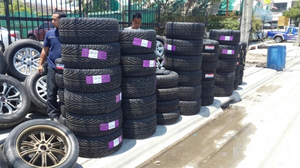 ยางใหม่ 235 40 18
265 35 18