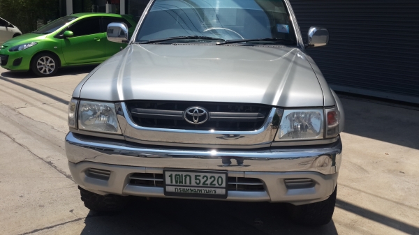 4wd ที่สภาพสวย เดิม วิ่งน้อย 180,000km. 4wd ที่สภาพสวย เดิม วิ่งน้อย 180,000km.